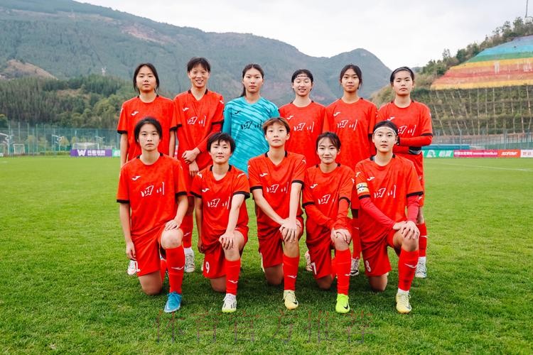 享受青春,玫瑰绽放——全国大学生女足锦标赛暨中国足协女足乙级联赛在蓉圆满收关 享受青春,玫瑰绽放——全国大学生女足锦标赛暨中国足协女足乙级联赛在蓉圆满收关
